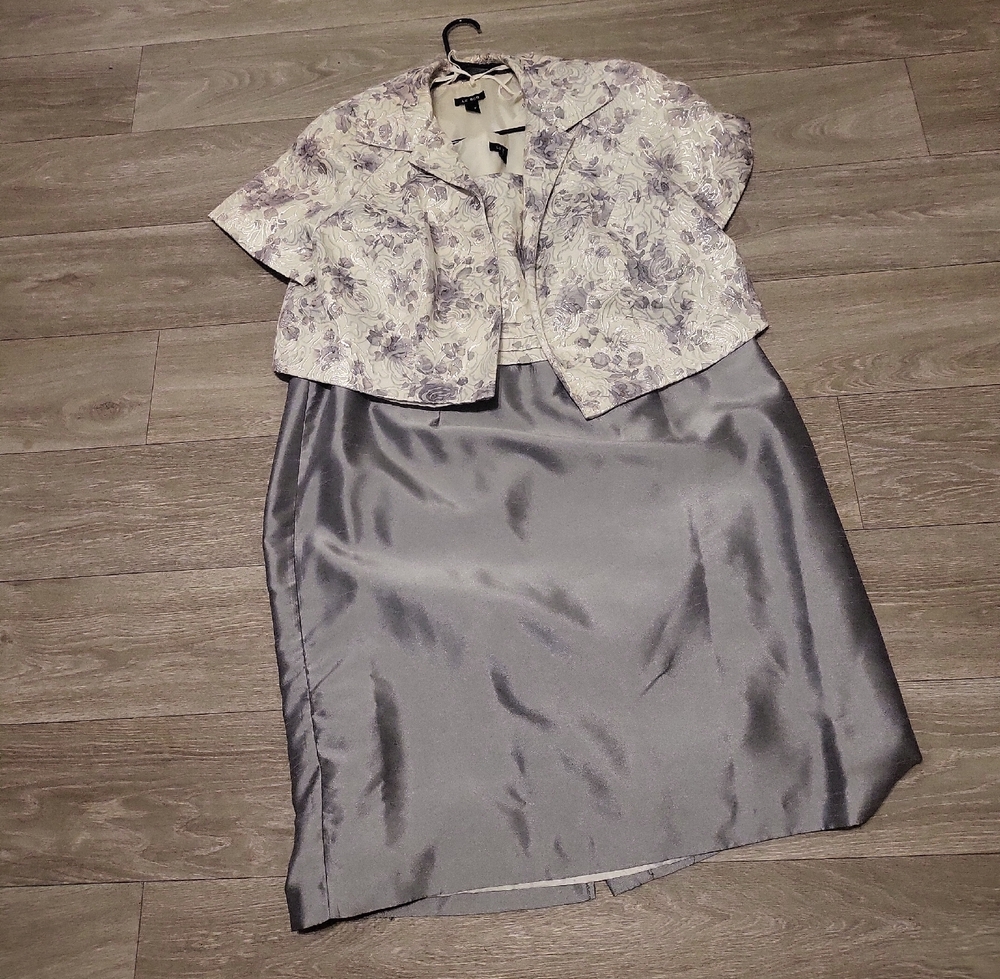 Chic Silver Women's Pencil Skirt